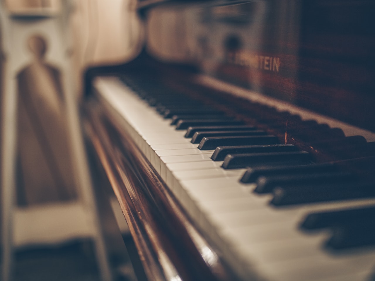 Portrait of music teacher Eleanor Hartley